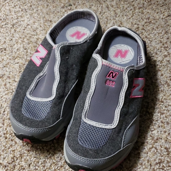New Balance Slip on Sneakers - Picture 5 of 8